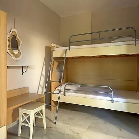 Hotel Tsamakdas House 2*