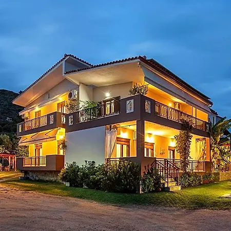 Hotel Tsamakdas House Koufós